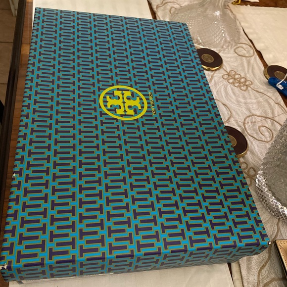 Tory Burch riding boots - Picture 3 of 9